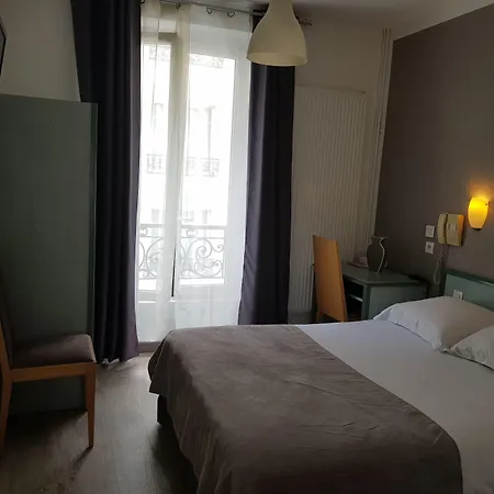 Hotel Le Saint-Hubert - Gare De Lyon Bastille Otel 3*