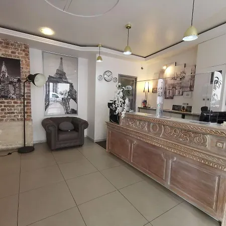 Hotel Le Saint-Hubert - Gare De Lyon Bastille 3*