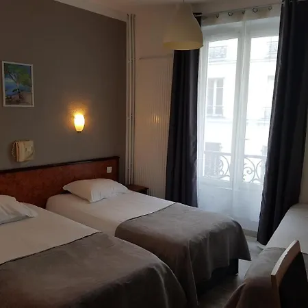 Hotel Hotel Le Saint-Hubert - Gare De Lyon Bastille 3*