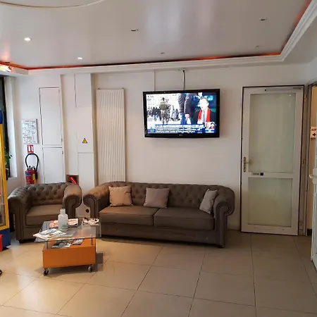 Hotel Le Saint-Hubert - Gare De Lyon Bastille 3* Paris