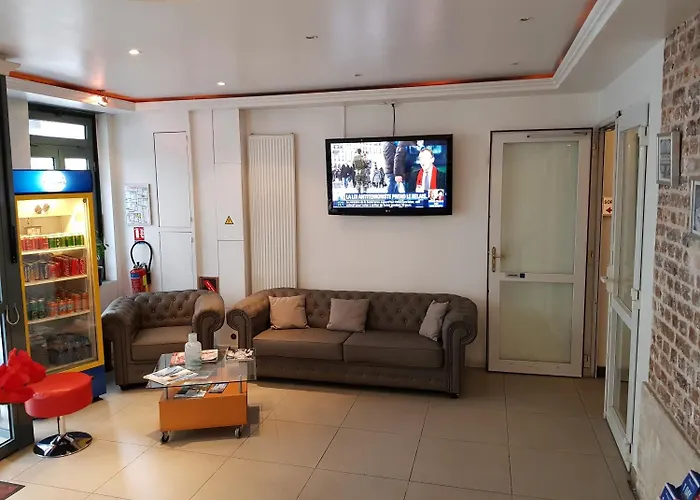 ホテル Le Saint-hubert - Gare De Lyon Bastille 3*