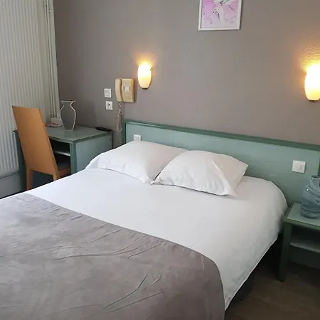 Hotel Saint-hubert Gare De Lyon 3*